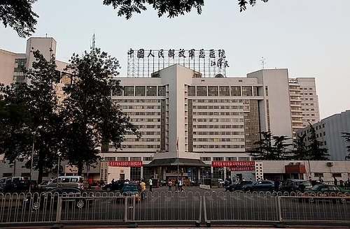 北京301医院与青岛玺逸嘉签订空气净化器订购协议。